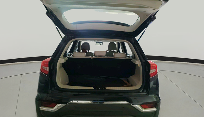 2020 Mahindra XUV300 W8 (O) 1.2 PETROL, Petrol, Manual, 77,908 km, exterior