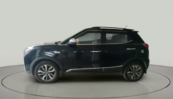 2020 Mahindra XUV300 W8 (O) 1.2 PETROL, Petrol, Manual, 77,908 km, exterior