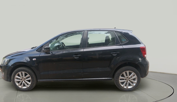 2013 Volkswagen Polo HIGHLINE1.2L, Petrol, Manual, 1,37,371 km, exterior