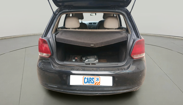 2013 Volkswagen Polo HIGHLINE1.2L, Petrol, Manual, 1,37,371 km, exterior