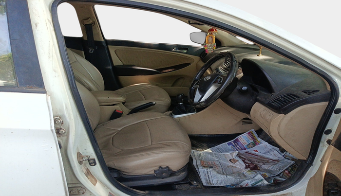 2012 Hyundai Verna FLUIDIC 1.6 CRDI SX, Diesel, Manual, 89,070 km, interior