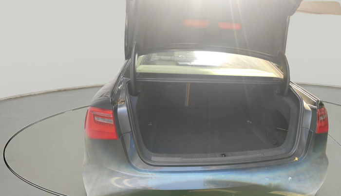 2013 Audi A6 2.0 TDI PREMIUM, Diesel, Automatic, 2,03,699 km, exterior