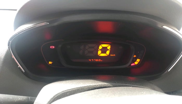 2017 Renault Kwid RXT 1.0, Petrol, Manual, 47,760 km, interior