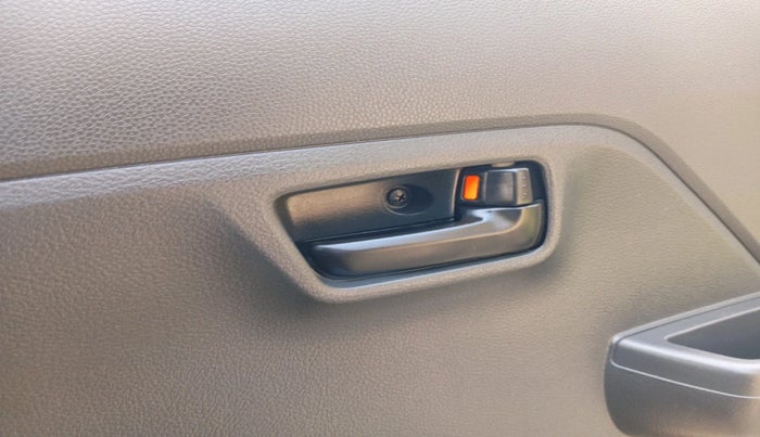 2023 Maruti Alto K10 VXI, Petrol, Manual, 7,350 km, interior