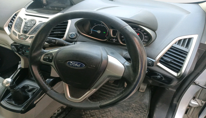 2017 Ford Ecosport TITANIUM 1.5L DIESEL, Diesel, Manual, 1,63,330 km, interior