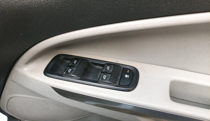 2017 Ford Ecosport TITANIUM 1.5L DIESEL, Diesel, Manual, 1,63,330 km, interior