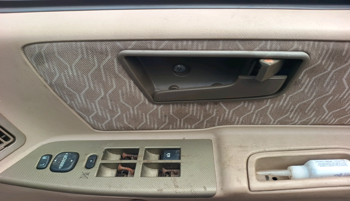 2012 Tata Safari 4X2 LX DICOR, Diesel, Manual, 80,142 km, interior