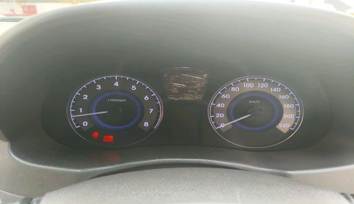 2013 Hyundai Verna FLUIDIC 1.6 VTVT SX OPT, Petrol, Manual, 65,883 km, interior