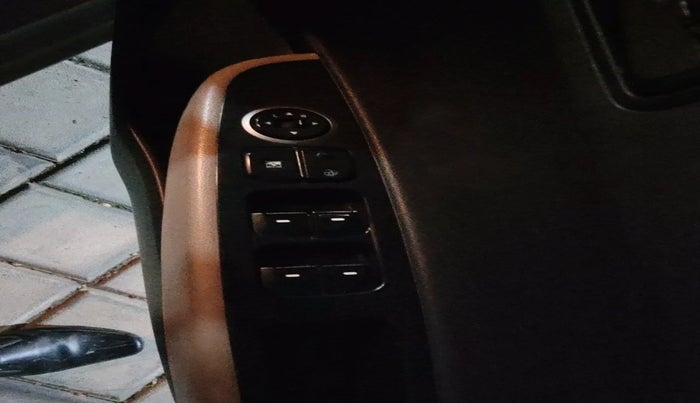 2016 Hyundai Grand i10 MAGNA AT 1.2 KAPPA VTVT, Petrol, Automatic, 63,693 km, interior