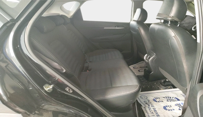 2023 KIA SONET HTK PLUS 1.0 IMT, Petrol, Manual, 9,609 km, interior