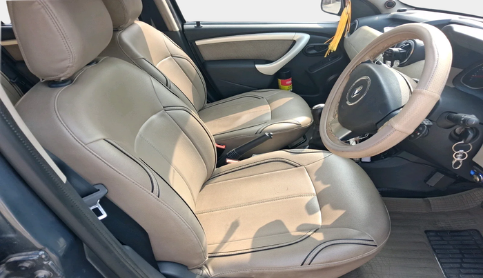 2014 Renault Duster 85 PS RXL DIESEL, Diesel, Manual, 1,07,180 km, interior