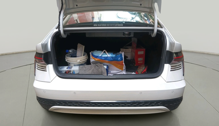 2024 Hyundai Verna SX (O) 1.5 TURBO PETROL DCT, Petrol, Automatic, 3,749 km, exterior