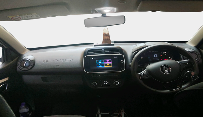 2023 Renault Kwid RXT 1.0 AMT, Petrol, Automatic, 31,973 km, interior