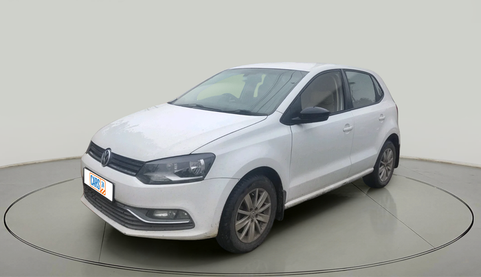 2017 Volkswagen Polo HIGHLINE1.5L, Diesel, Manual, 1,76,272 km, exterior