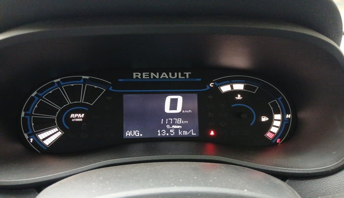 2023 Renault Kwid RXT 1.0, Petrol, Manual, 11,778 km, interior