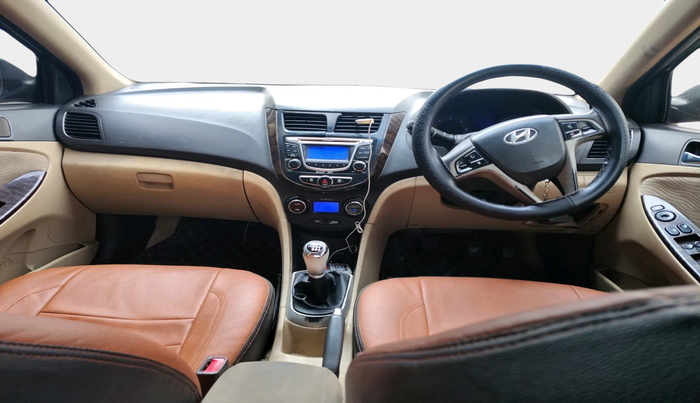 2011 Hyundai Verna FLUIDIC 1.6 CRDI SX, Diesel, Manual, 75,006 km, interior