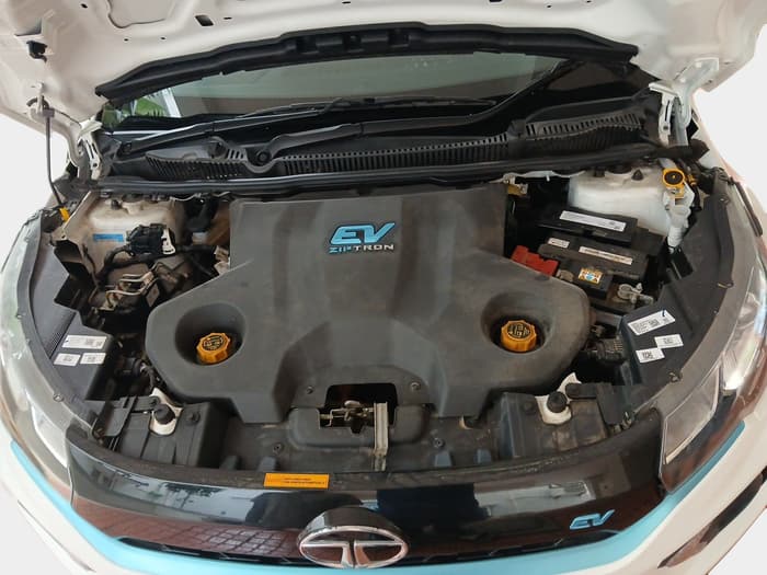 2022 Tata NEXON EV XM, Electric, Automatic, 4,770 km, exterior