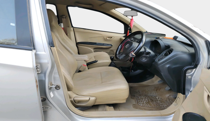 2014 Honda Amaze 1.5L I-DTEC EX, Diesel, Manual, 1,23,197 km, interior