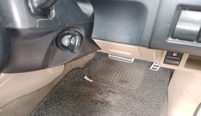 2011 Ford Endeavour 3.0L 4X4 AT, Diesel, Automatic, 77,791 km, interior