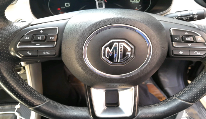 2022 MG ASTOR SHARP 1.5 MT, Petrol, Manual, 48,986 km, interior