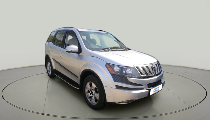 2014 Mahindra XUV500 W8, Diesel, Manual, 1,75,714 km, exterior