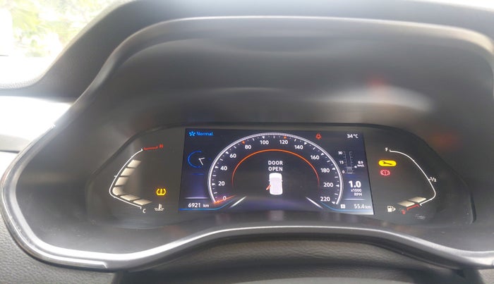 2024 Renault Kiger RXZ MT, Petrol, Manual, 6,921 km, interior