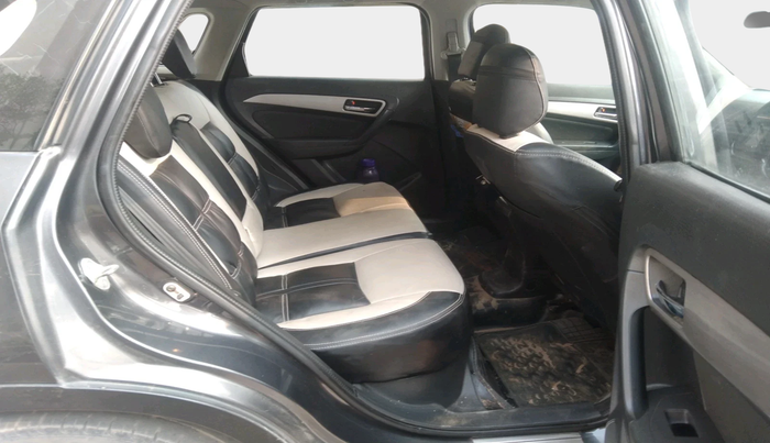 2017 Maruti Vitara Brezza ZDI PLUS, Diesel, Manual, 1,26,008 km, interior