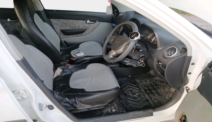 2017 Maruti Alto 800 LXI, Petrol, Manual, 1,46,056 km, interior