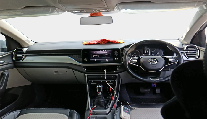 2022 Skoda KUSHAQ AMBITION 1.0L TSI AT, Petrol, Automatic, 29,990 km, interior