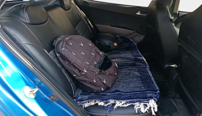 2019 Hyundai Grand i10 SPORTZ AT 1.2 KAPPA VTVT, CNG, Automatic, 68,668 km, interior