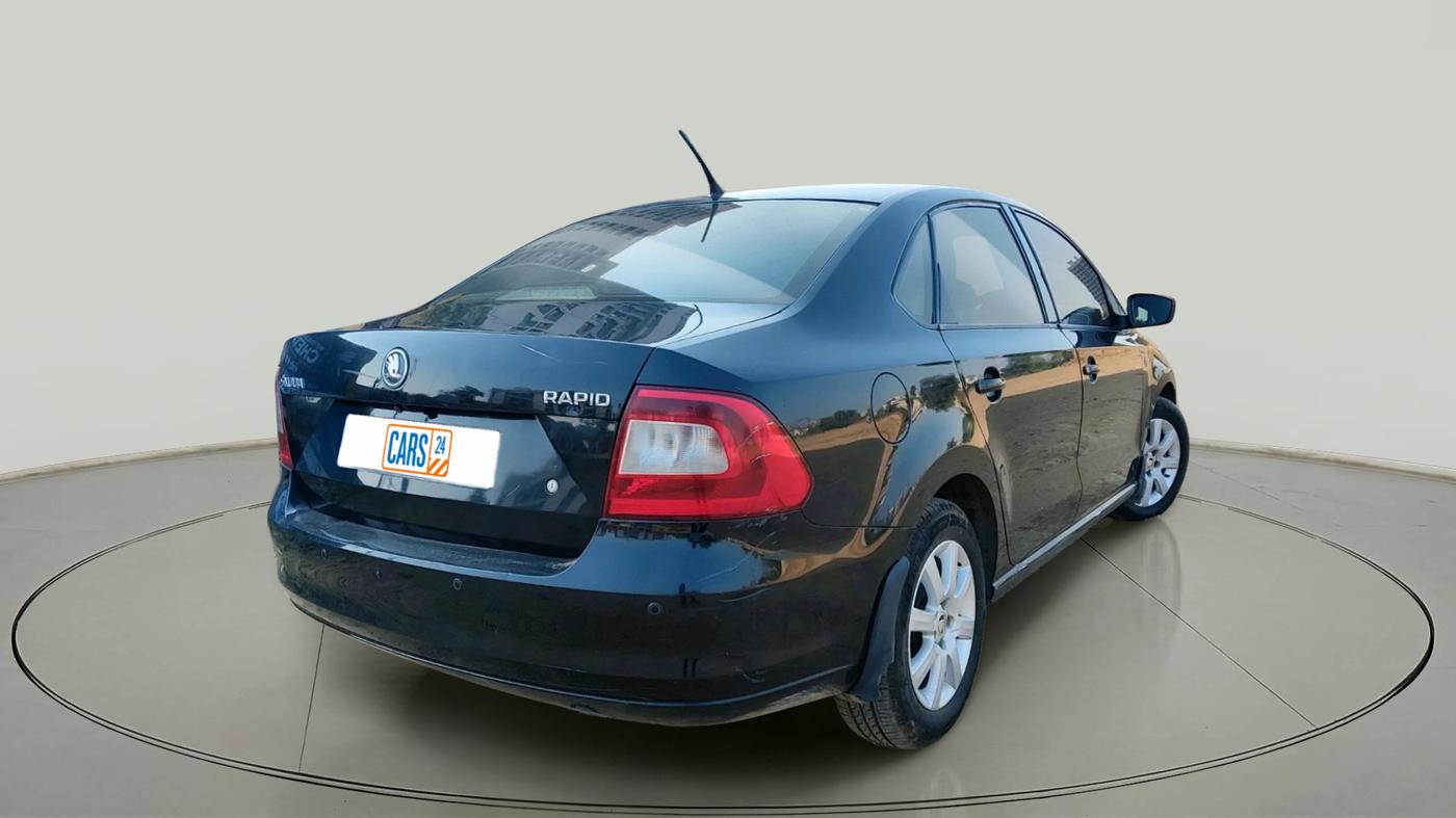 2013 Skoda Rapid AMBITION 1.6 TDI CR MT, Diesel, Manual, 1,63,088 km, exterior