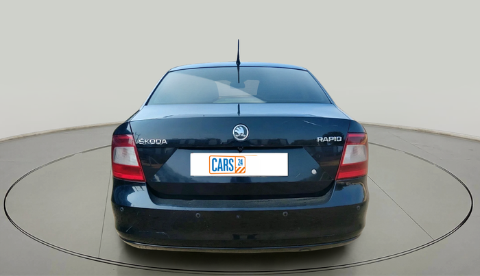 2013 Skoda Rapid AMBITION 1.6 TDI CR MT, Diesel, Manual, 1,63,088 km, exterior