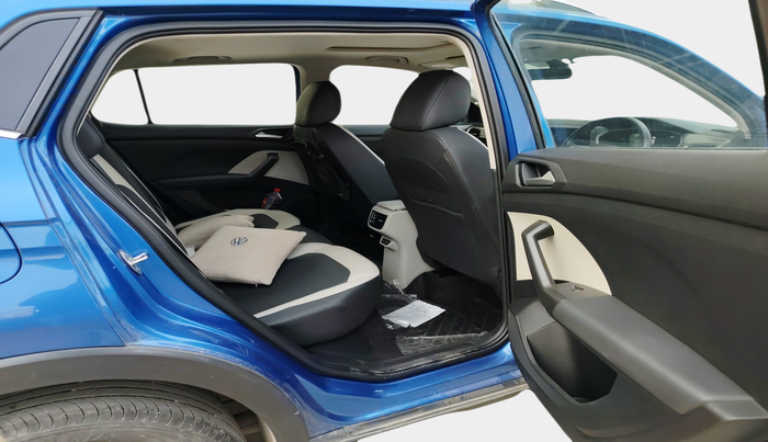 2023 Volkswagen TAIGUN TOPLINE 1.0 TSI AT, Petrol, Automatic, 21,546 km, interior
