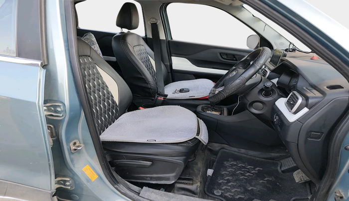 2023 Tata PUNCH ACCOMPLISHED AMT, Petrol, Automatic, 32,493 km, interior