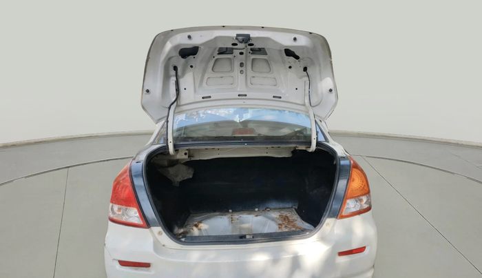 2010 Maruti Swift Dzire VXI, Petrol, Manual, 1,22,066 km, exterior