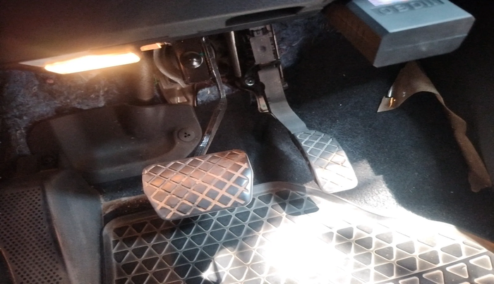 2021 Volkswagen Polo HIGHLINE PLUS 1.0L TSI AT, Petrol, Automatic, 56,282 km, interior