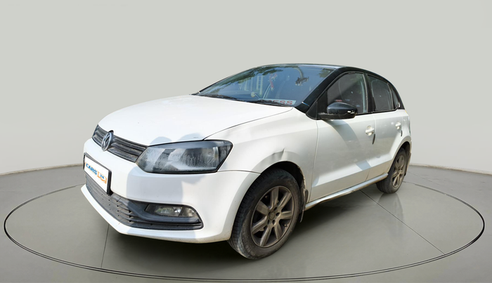 2016 Volkswagen Polo COMFORTLINE 1.5L, Diesel, Manual, 1,97,588 km, exterior