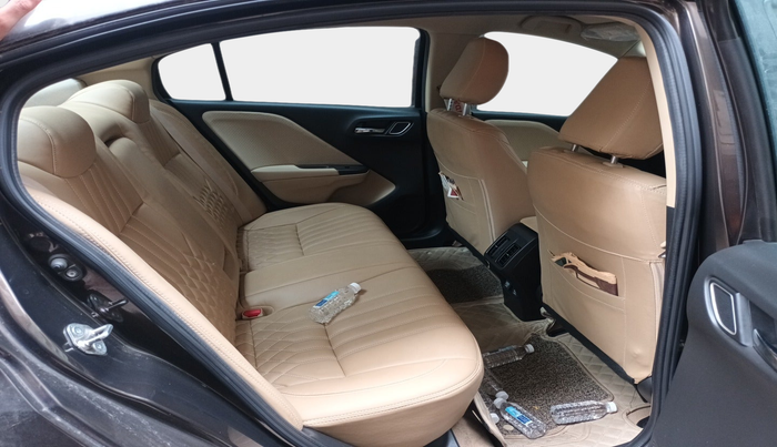 2022 Honda City 1.5L I-VTEC V MT 4TH GEN, Petrol, Manual, 14,067 km, interior