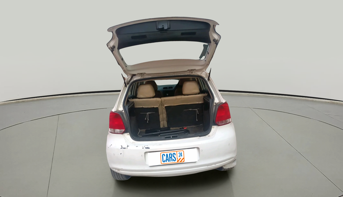 2011 Volkswagen Polo HIGHLINE DIESEL, Diesel, Manual, 1,42,754 km, exterior