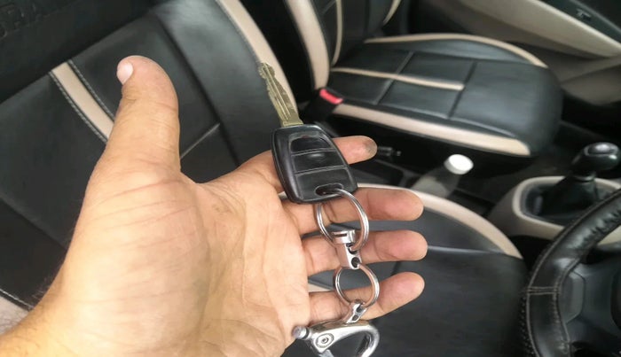 2020 Hyundai Grand i10 MAGNA 1.2 KAPPA VTVT, Petrol, Manual, 8,631 km, interior