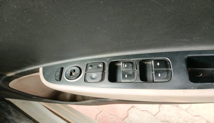 2015 Hyundai Xcent S 1.1 CRDI, Diesel, Manual, 1,00,135 km, interior