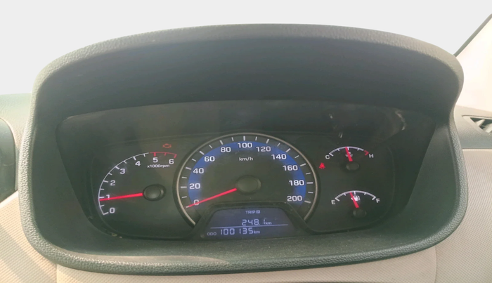 2015 Hyundai Xcent S 1.1 CRDI, Diesel, Manual, 1,00,135 km, interior