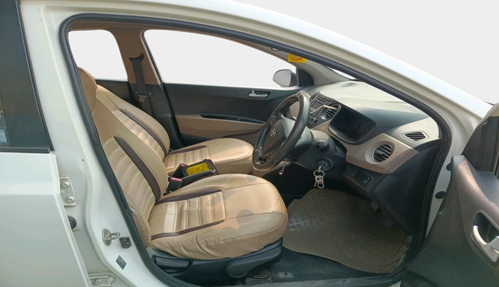 2015 Hyundai Xcent S 1.1 CRDI, Diesel, Manual, 1,00,135 km, interior