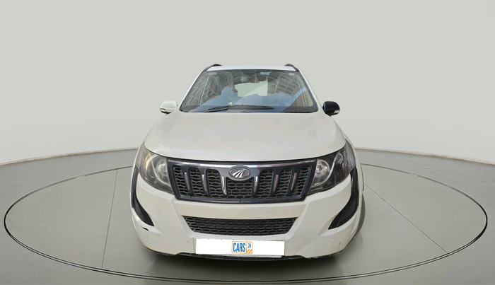 2016 Mahindra XUV500 W6 AT, Diesel, Automatic, 2,91,798 km, exterior
