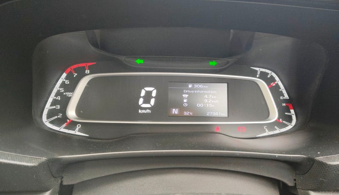 2022 KIA SONET HTK PLUS 1.0 IMT, Petrol, Manual, 27,341 km, interior