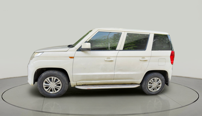 2018 Mahindra TUV300 T4 PLUS, Diesel, Manual, 1,11,223 km, exterior