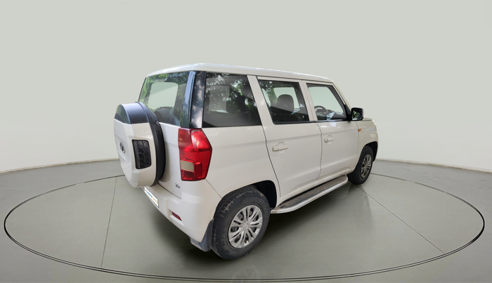 2018 Mahindra TUV300 T4 PLUS, Diesel, Manual, 1,11,223 km, exterior