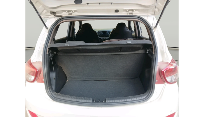 2015 Hyundai Grand i10 SPORTZ 1.2 KAPPA VTVT, Petrol, Manual, 73,747 km, exterior