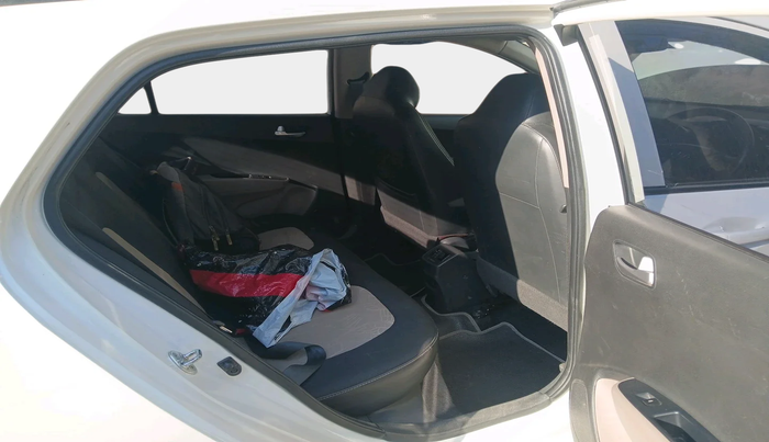 2015 Hyundai Grand i10 SPORTZ 1.2 KAPPA VTVT, Petrol, Manual, 73,747 km, interior