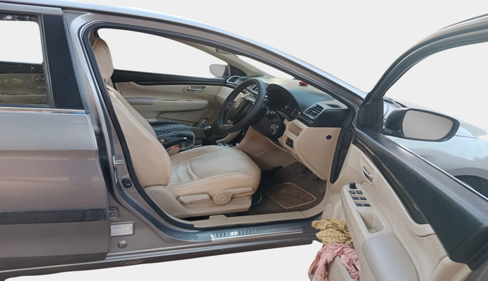 2018 Maruti Ciaz DELTA DIESEL 1.3, Diesel, Manual, 70,645 km, interior